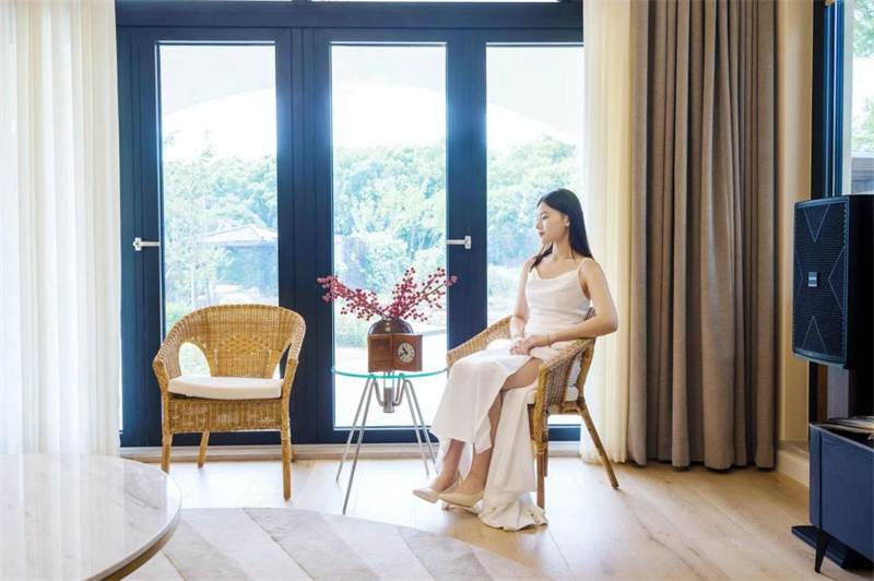 Room Tour|一線臨湖庭院，高階生活的藝術想象 image9